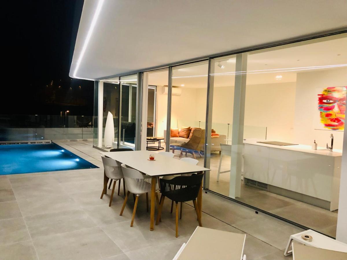 Rocavista - Villa With Heated Rooftop Pool And Amazing Ocean View Адехе Екстериор снимка