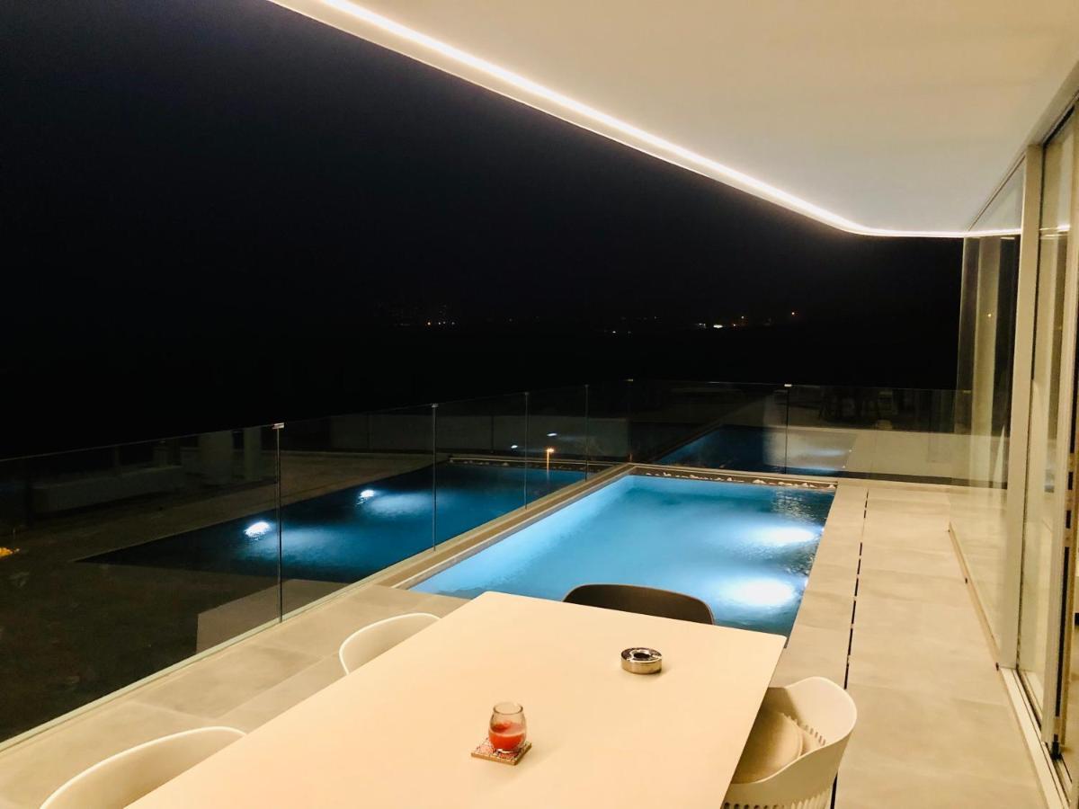 Rocavista - Villa With Heated Rooftop Pool And Amazing Ocean View Адехе Екстериор снимка